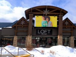 Outlets at Silverthorne , CO